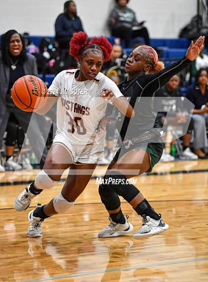 Thumbnail 1 in Magnolia West vs Ellison (UIL 5A Reg III Bi-District) photogallery.