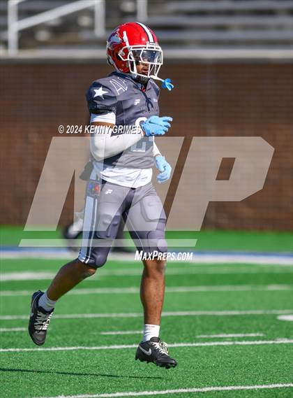 Thumbnail 1 in Alabama vs Mississippi All Star Game photogallery.