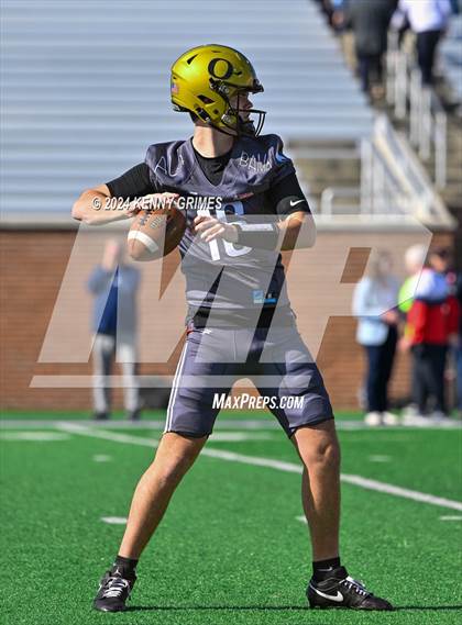 Thumbnail 3 in Alabama vs Mississippi All Star Game photogallery.