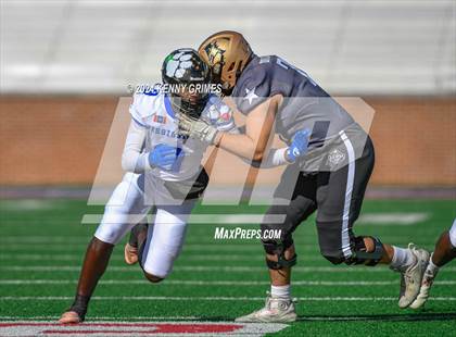 Thumbnail 2 in Alabama vs Mississippi All Star Game photogallery.