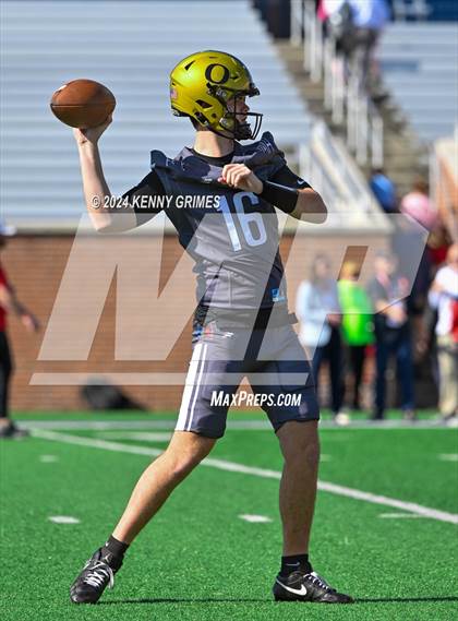 Thumbnail 1 in Alabama vs Mississippi All Star Game photogallery.