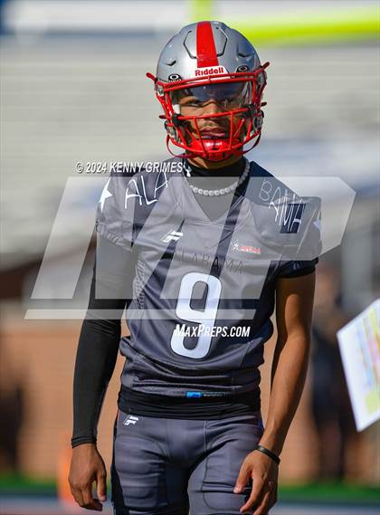 Thumbnail 1 in Alabama vs Mississippi All Star Game photogallery.