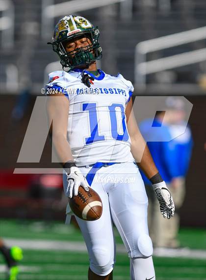 Thumbnail 1 in Alabama vs Mississippi All Star Game photogallery.