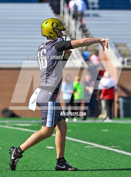 Thumbnail 2 in Alabama vs Mississippi All Star Game photogallery.