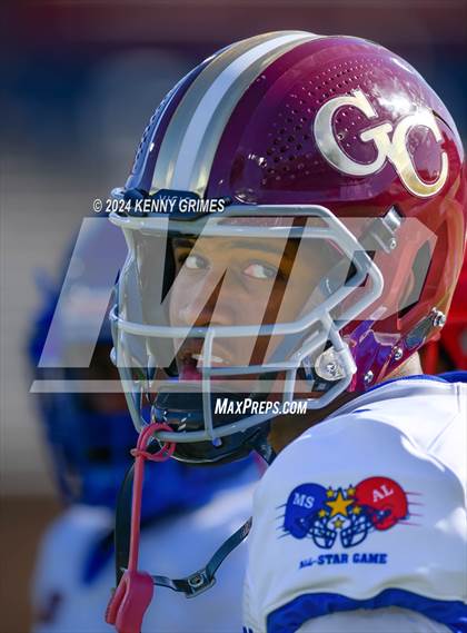 Thumbnail 1 in Alabama vs Mississippi All Star Game photogallery.