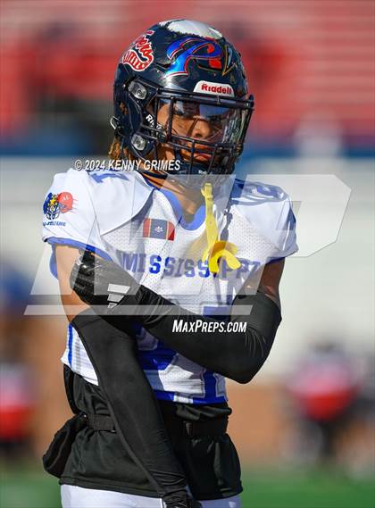 Thumbnail 1 in Alabama vs Mississippi All Star Game photogallery.