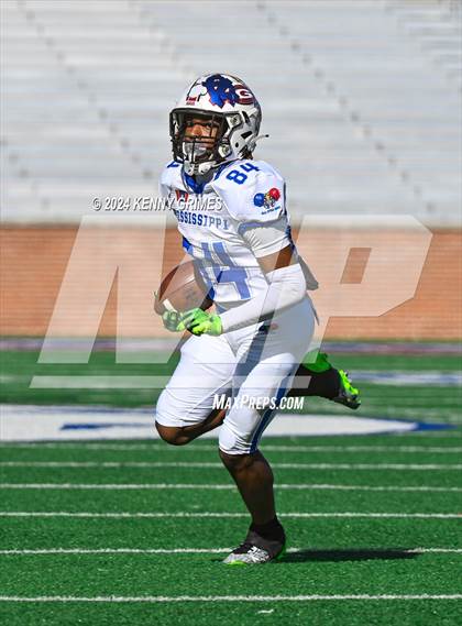 Thumbnail 1 in Alabama vs Mississippi All Star Game photogallery.