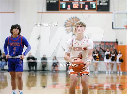 Thumbnail 3 in Grand Saline vs Prairiland photogallery.