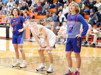 Thumbnail 3 in Grand Saline vs Prairiland photogallery.