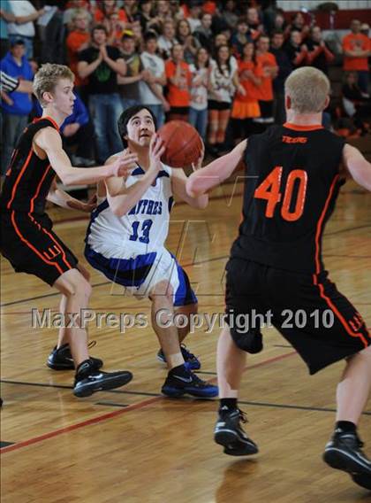 Thumbnail 3 in St. Croix Central vs. Webster (D3 Regional Championship) photogallery.