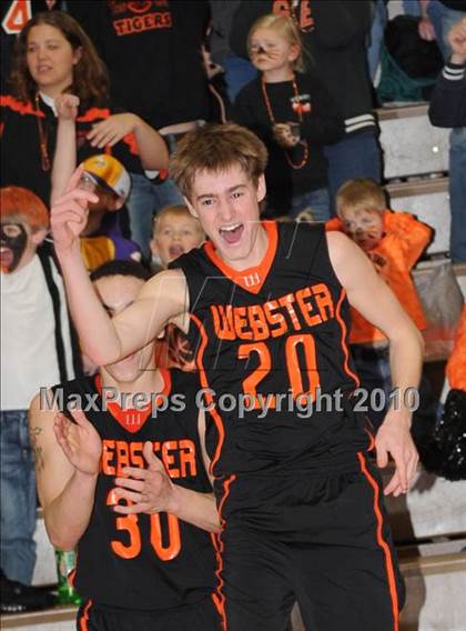 Thumbnail 1 in St. Croix Central vs. Webster (D3 Regional Championship) photogallery.