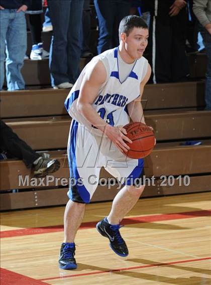 Thumbnail 3 in St. Croix Central vs. Webster (D3 Regional Championship) photogallery.