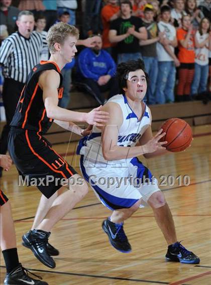 Thumbnail 2 in St. Croix Central vs. Webster (D3 Regional Championship) photogallery.