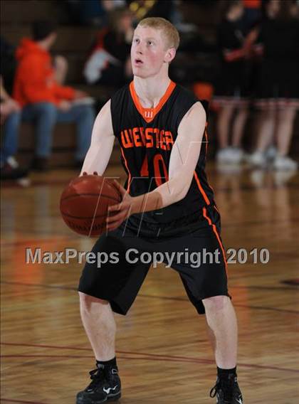 Thumbnail 2 in St. Croix Central vs. Webster (D3 Regional Championship) photogallery.