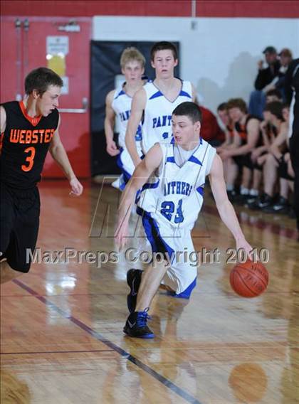 Thumbnail 3 in St. Croix Central vs. Webster (D3 Regional Championship) photogallery.