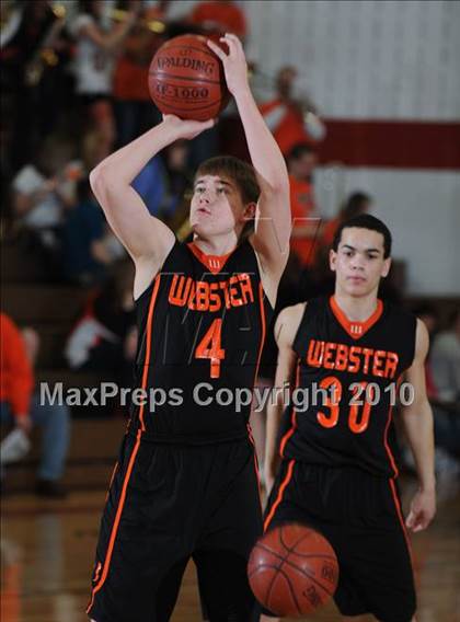 Thumbnail 1 in St. Croix Central vs. Webster (D3 Regional Championship) photogallery.