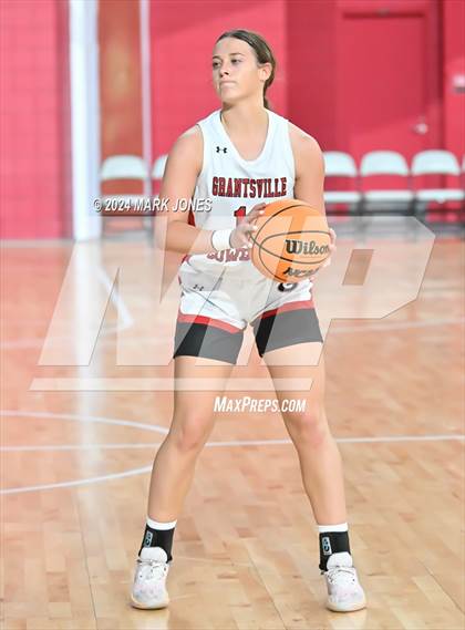 Thumbnail 3 in Saguaro vs. Grantsville (Section 7) photogallery.