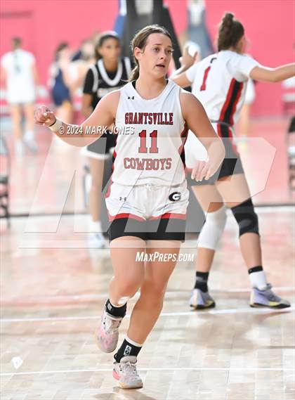 Thumbnail 1 in Saguaro vs. Grantsville (Section 7) photogallery.