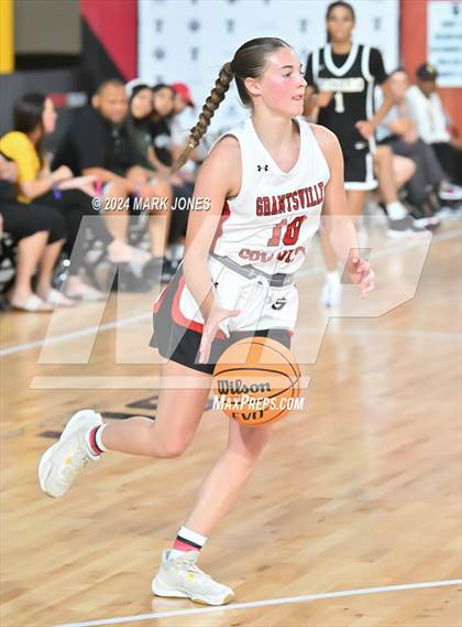 Thumbnail 3 in Saguaro vs. Grantsville (Section 7) photogallery.