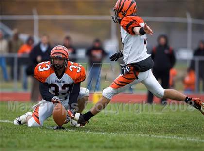 Thumbnail 1 in Herrin @ Mascoutah photogallery.