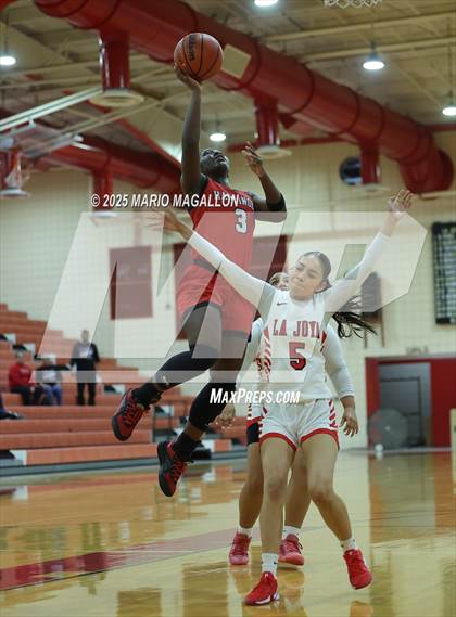 Thumbnail 1 in Harlingen @ La Joya (UIL Girls Basketball 6A Division 2 Bi-District) photogallery.