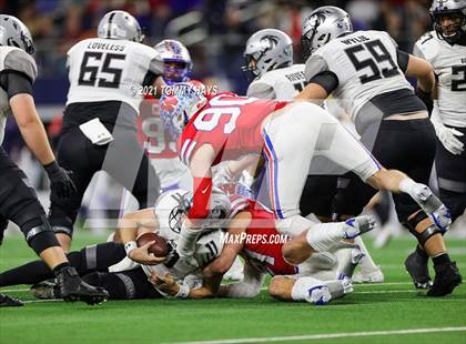 Thumbnail 1 in Westlake vs. Guyer (UIL Football 6A D2 Finals) photogallery.