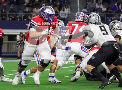 Thumbnail 1 in Westlake vs. Guyer (UIL Football 6A D2 Finals) photogallery.