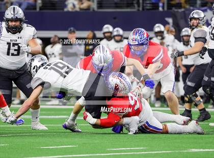 Thumbnail 3 in Westlake vs. Guyer (UIL Football 6A D2 Finals) photogallery.