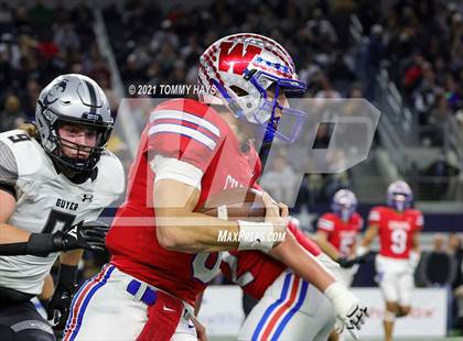 Thumbnail 2 in Westlake vs. Guyer (UIL Football 6A D2 Finals) photogallery.