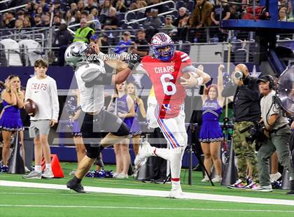 Thumbnail 1 in Westlake vs. Guyer (UIL Football 6A D2 Finals) photogallery.