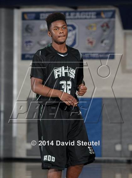 Thumbnail 3 in Rodriguez vs. Davis (Les Curry Invitational) photogallery.