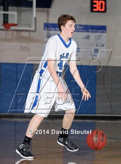 Thumbnail 2 in Rodriguez vs. Davis (Les Curry Invitational) photogallery.