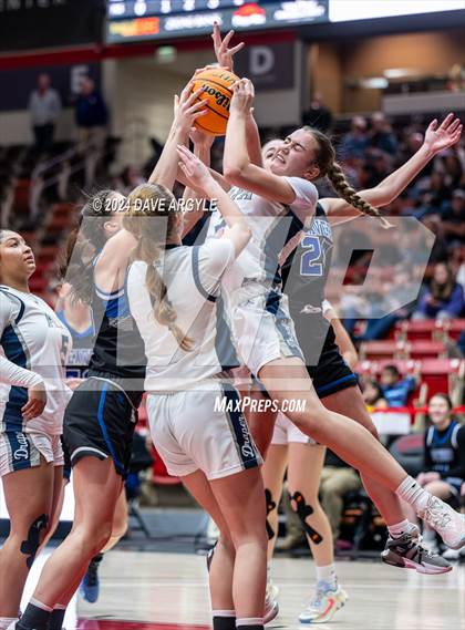 Thumbnail 2 in Beaver vs. Draper APA (UHSAA 2A 3rd-4th Place) photogallery.