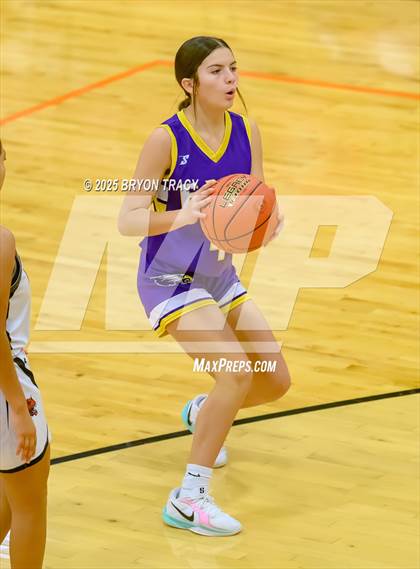 Thumbnail 3 in Eads vs. Elkhart photogallery.