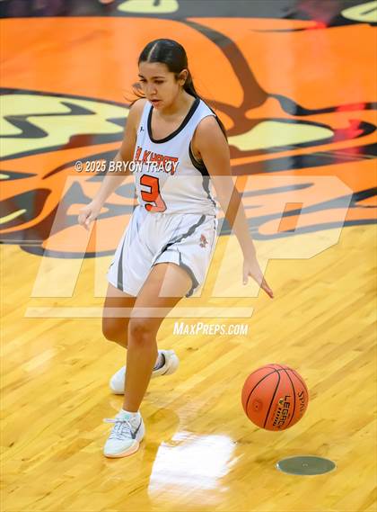 Thumbnail 3 in Eads vs. Elkhart photogallery.