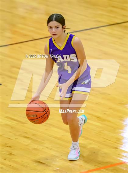 Thumbnail 2 in Eads vs. Elkhart photogallery.