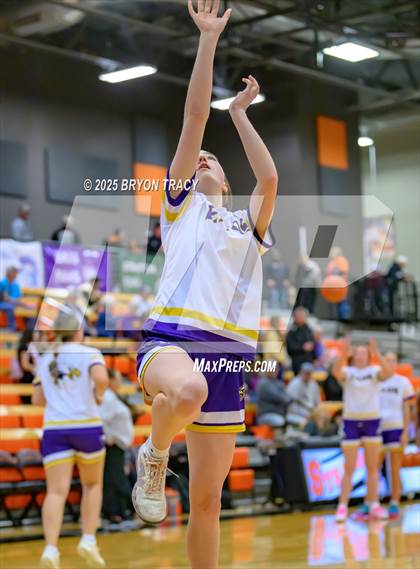 Thumbnail 1 in Eads vs. Elkhart photogallery.