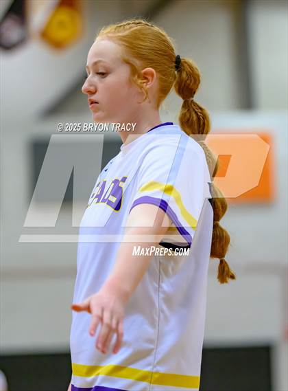 Thumbnail 2 in Eads vs. Elkhart photogallery.