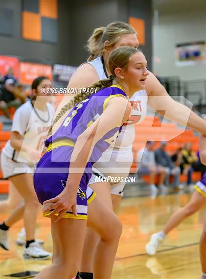 Thumbnail 2 in Eads vs. Elkhart photogallery.