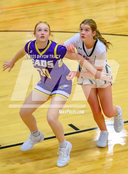 Thumbnail 2 in Eads vs. Elkhart photogallery.