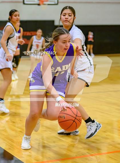 Thumbnail 2 in Eads vs. Elkhart photogallery.