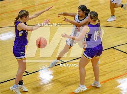 Thumbnail 3 in Eads vs. Elkhart photogallery.