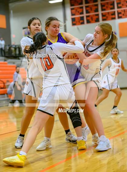 Thumbnail 2 in Eads vs. Elkhart photogallery.