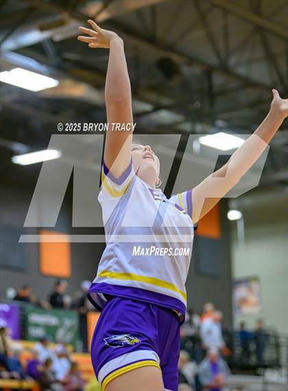 Thumbnail 2 in Eads vs. Elkhart photogallery.