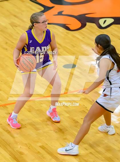 Thumbnail 1 in Eads vs. Elkhart photogallery.