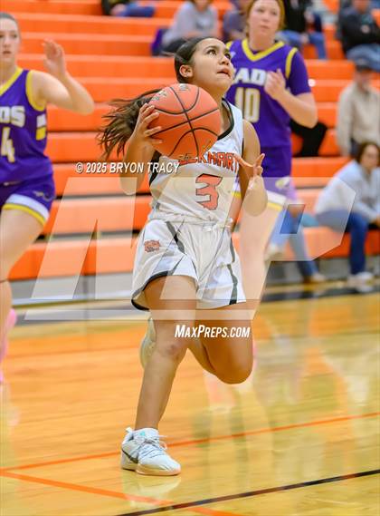 Thumbnail 2 in Eads vs. Elkhart photogallery.