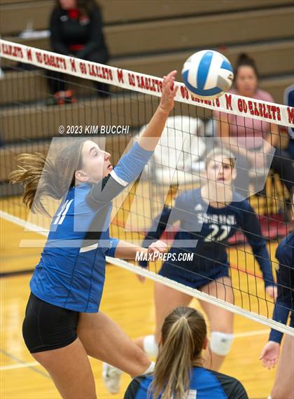 Thumbnail 2 in Shrine Catholic vs Regina (CHSL Cardinal Quarterfinal) photogallery.