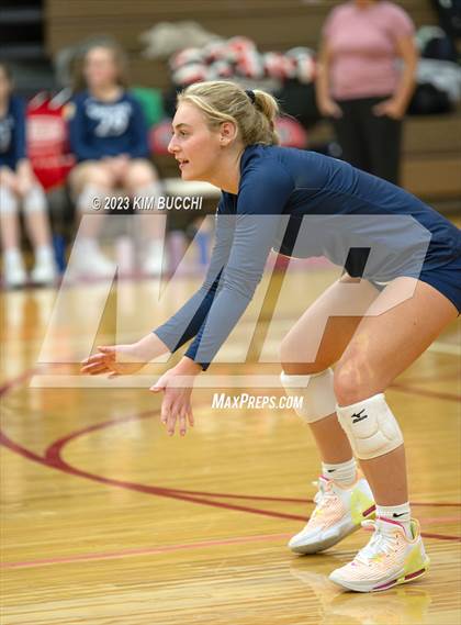 Thumbnail 3 in Shrine Catholic vs Regina (CHSL Cardinal Quarterfinal) photogallery.