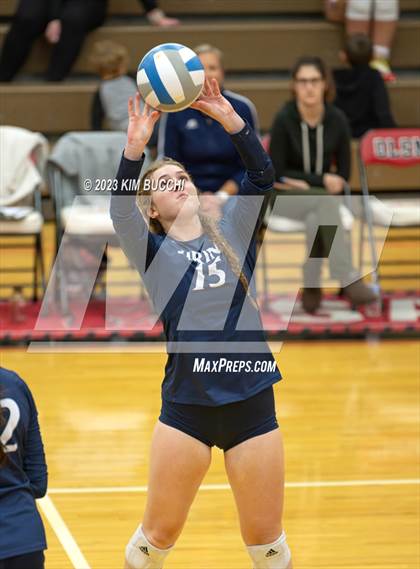 Thumbnail 2 in Shrine Catholic vs Regina (CHSL Cardinal Quarterfinal) photogallery.