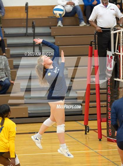 Thumbnail 3 in Shrine Catholic vs Regina (CHSL Cardinal Quarterfinal) photogallery.